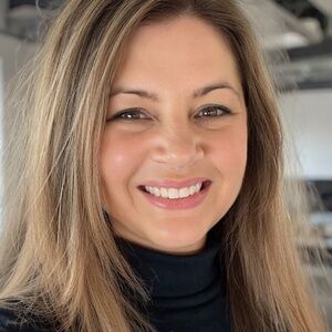 Meet your Posher, Lynn